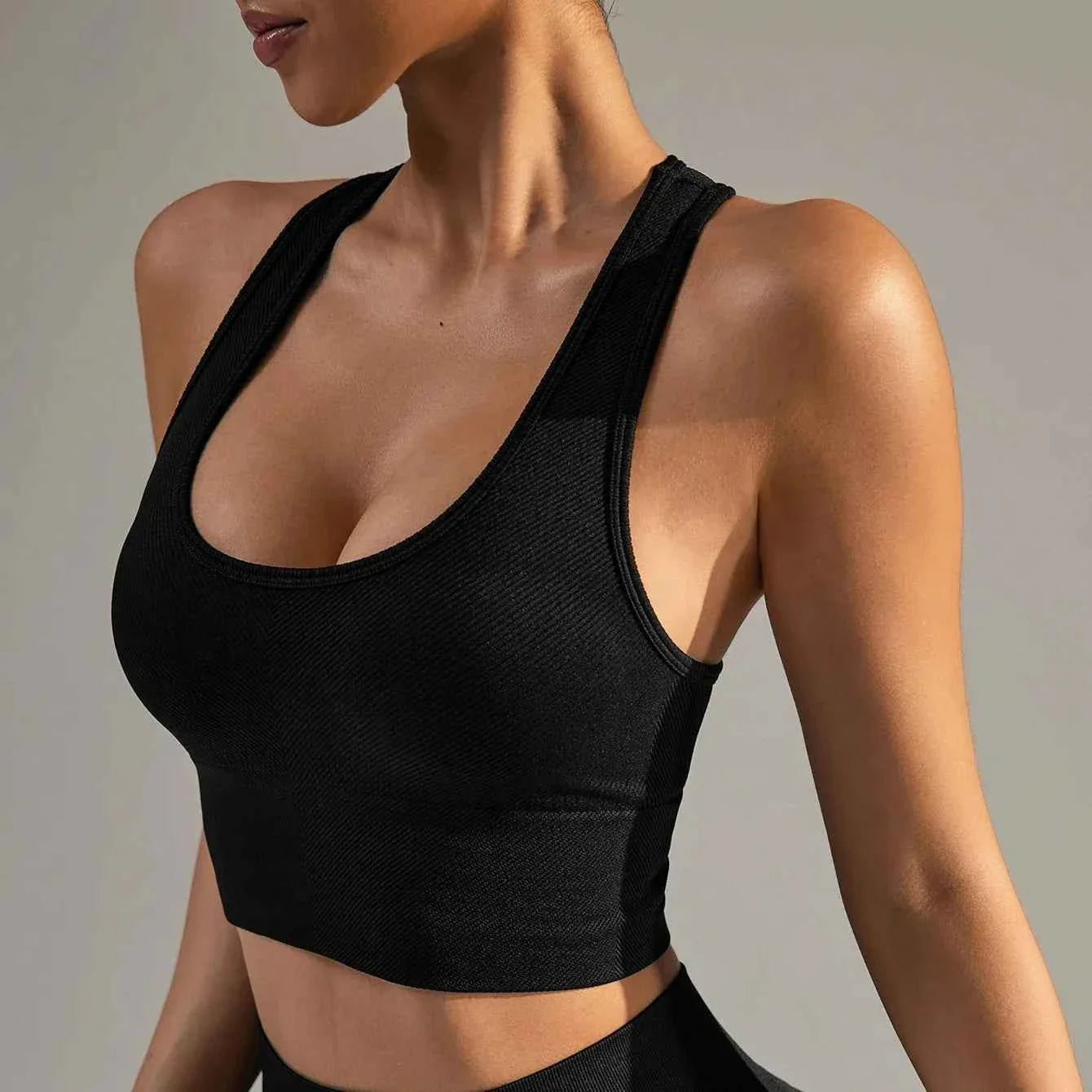 Seamless Ribbed Racerback Sports Bra