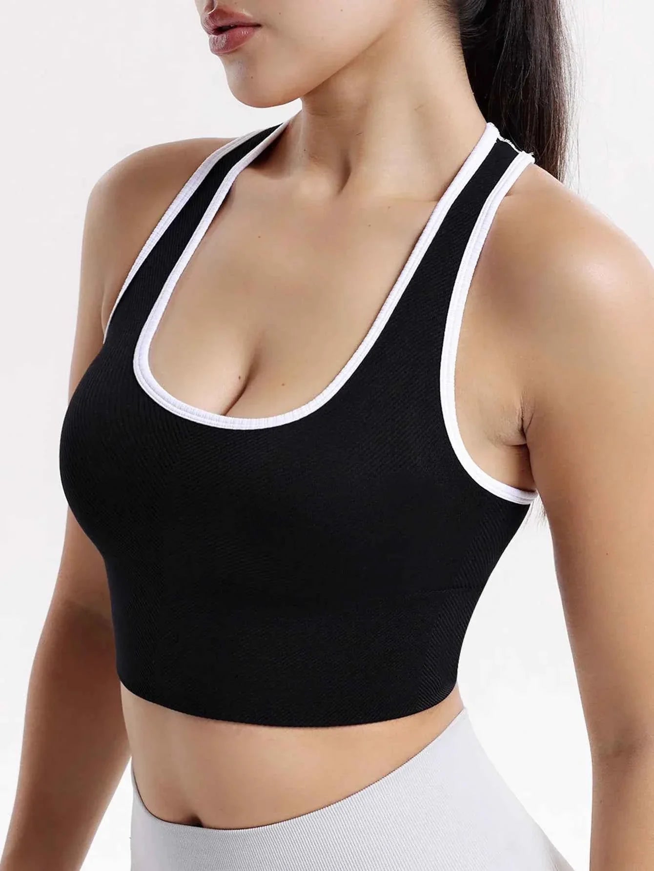 Seamless Ribbed Racerback Sports Bra